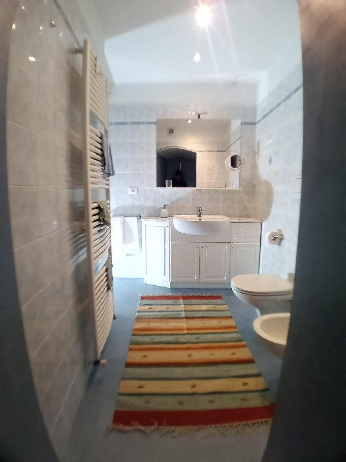 Apartment Roemerbruecke - Ponte Romano Мерано Екстериор снимка