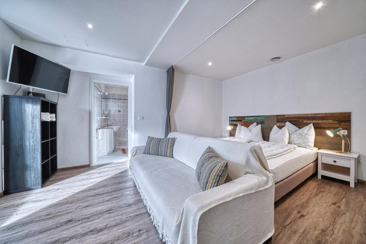 Apartment Roemerbruecke - Ponte Romano Мерано Екстериор снимка