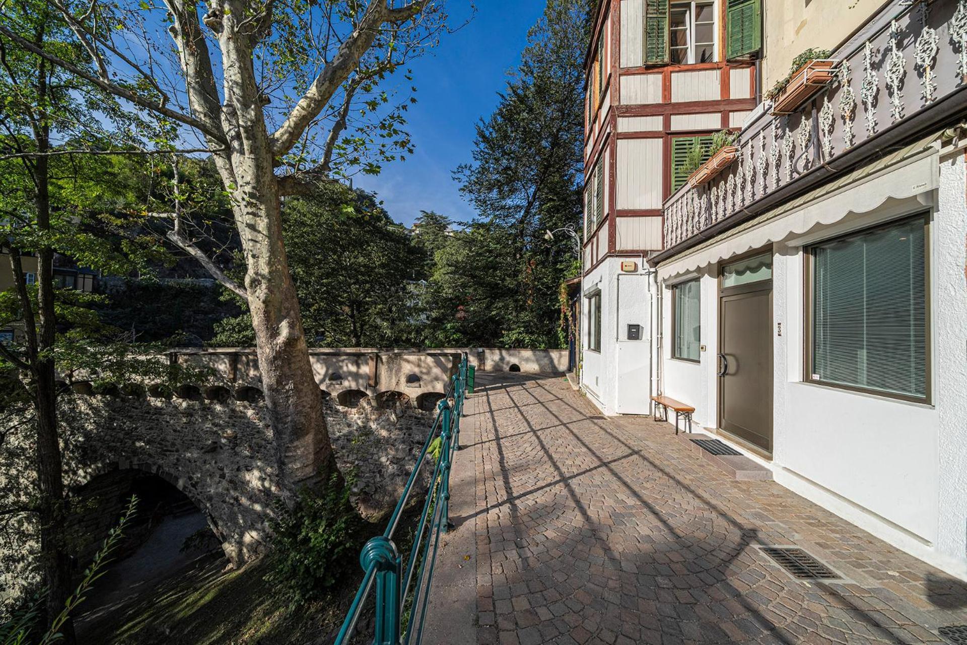 Apartment Roemerbruecke - Ponte Romano Мерано Екстериор снимка