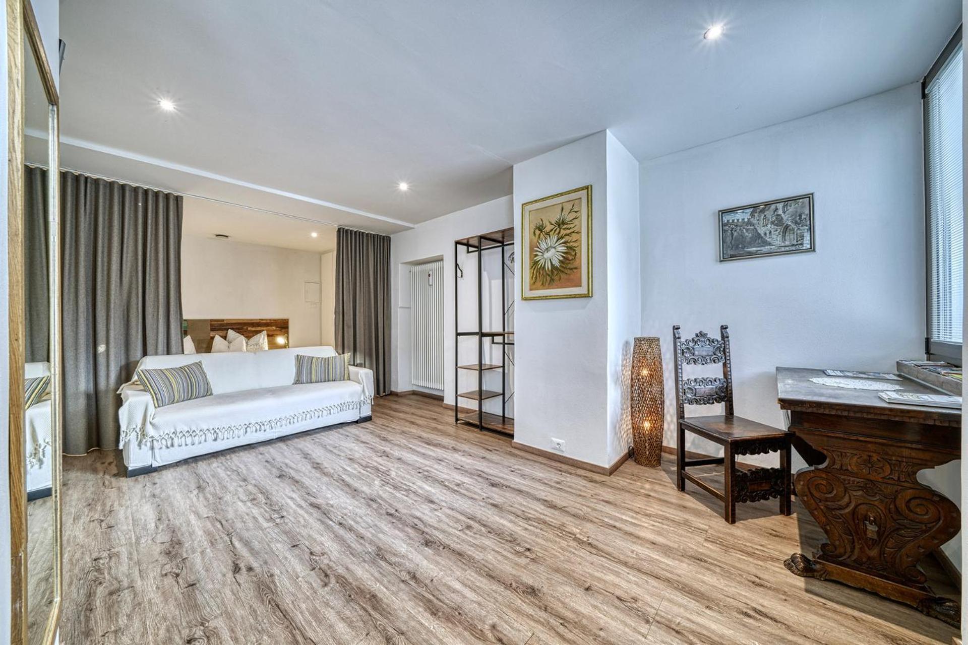 Apartment Roemerbruecke - Ponte Romano Мерано Екстериор снимка